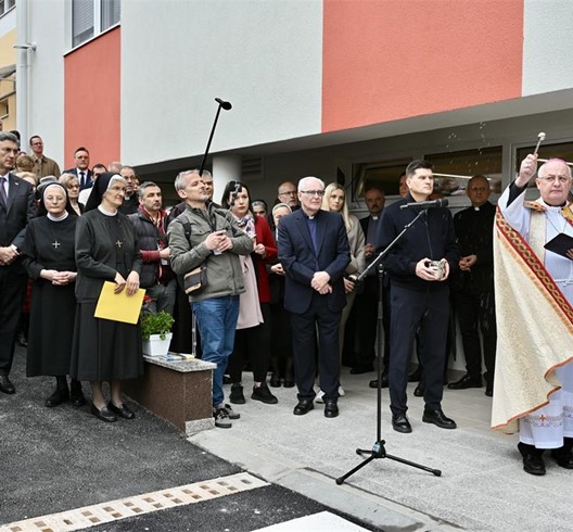 Otvoreno prihvatilište za bolesnike na zagrebačkom Vrhovcu